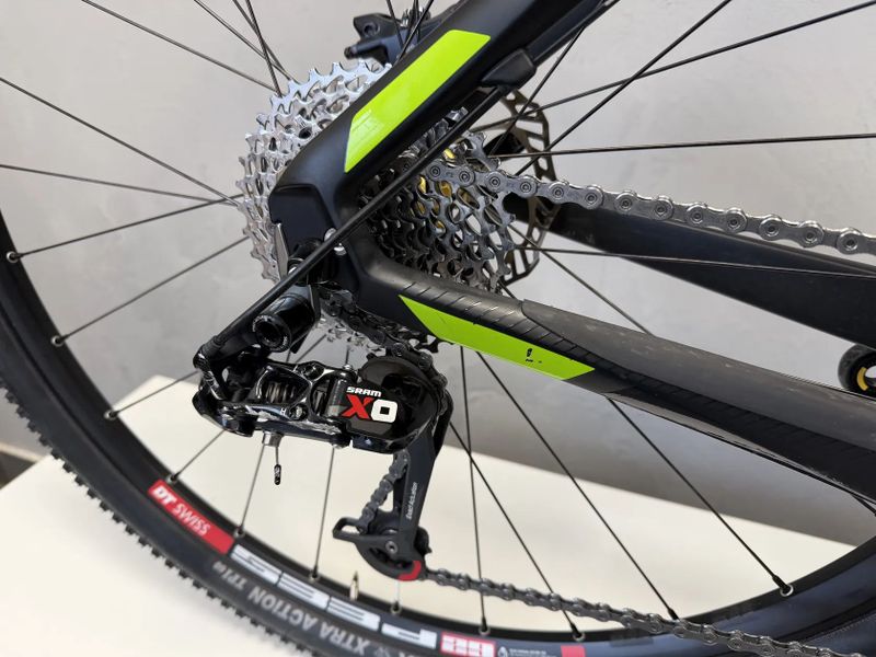 Giant TCX Advanced 29" vel. L