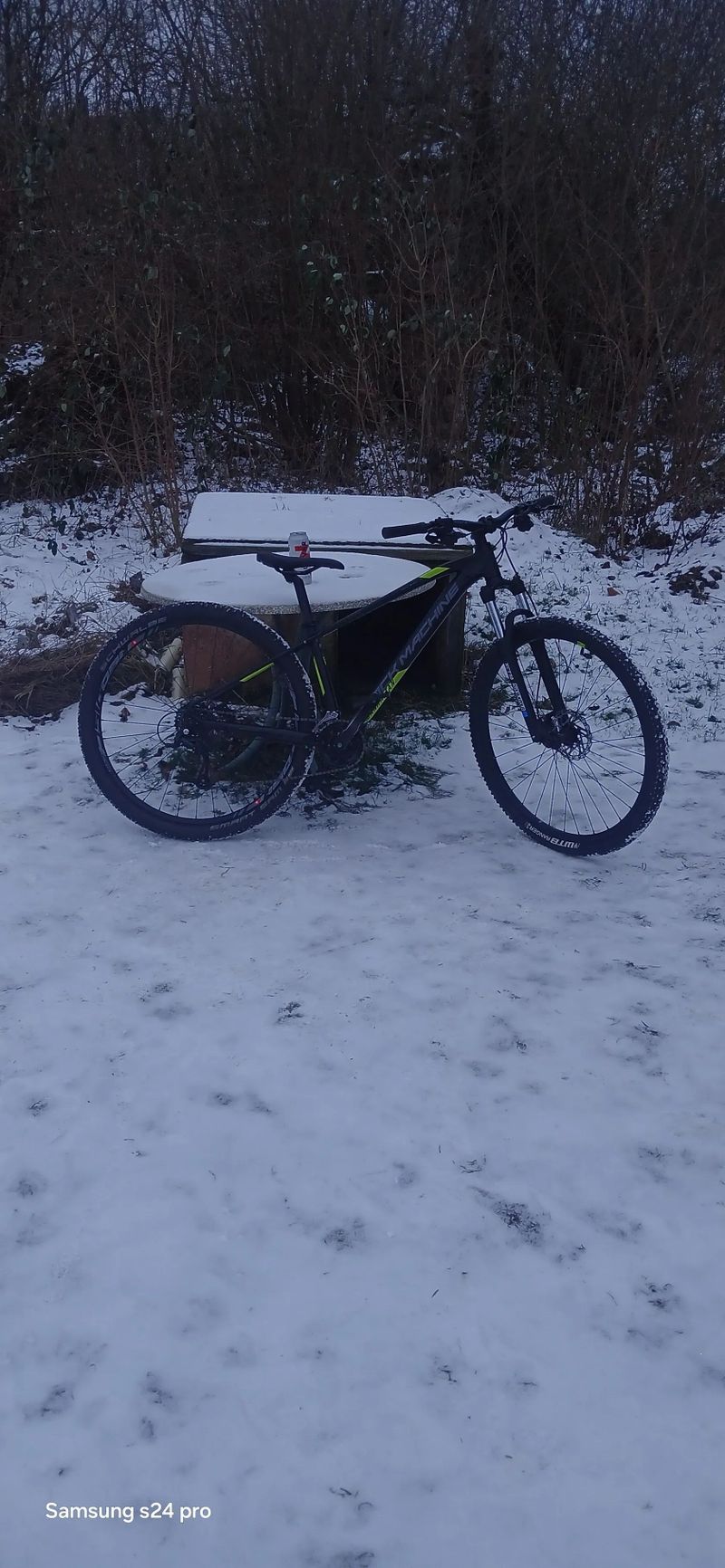 Rock Machine Manhattan