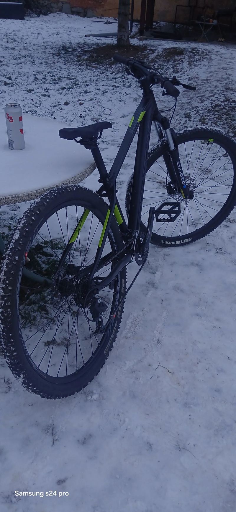 Rock Machine Manhattan