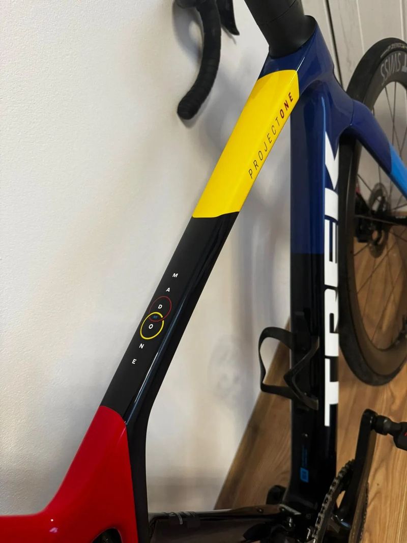 Trek Madone SLR Gen 8, Dura-ace Di2 2x12, vel. M, váha 6,85kg