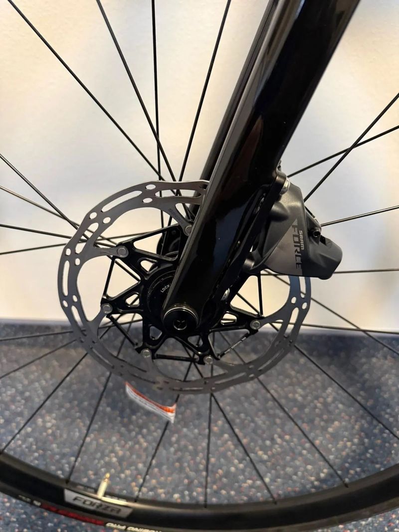 Ridley FENIX SLiC Carbon Force eTAP 2025, vel. M - nove