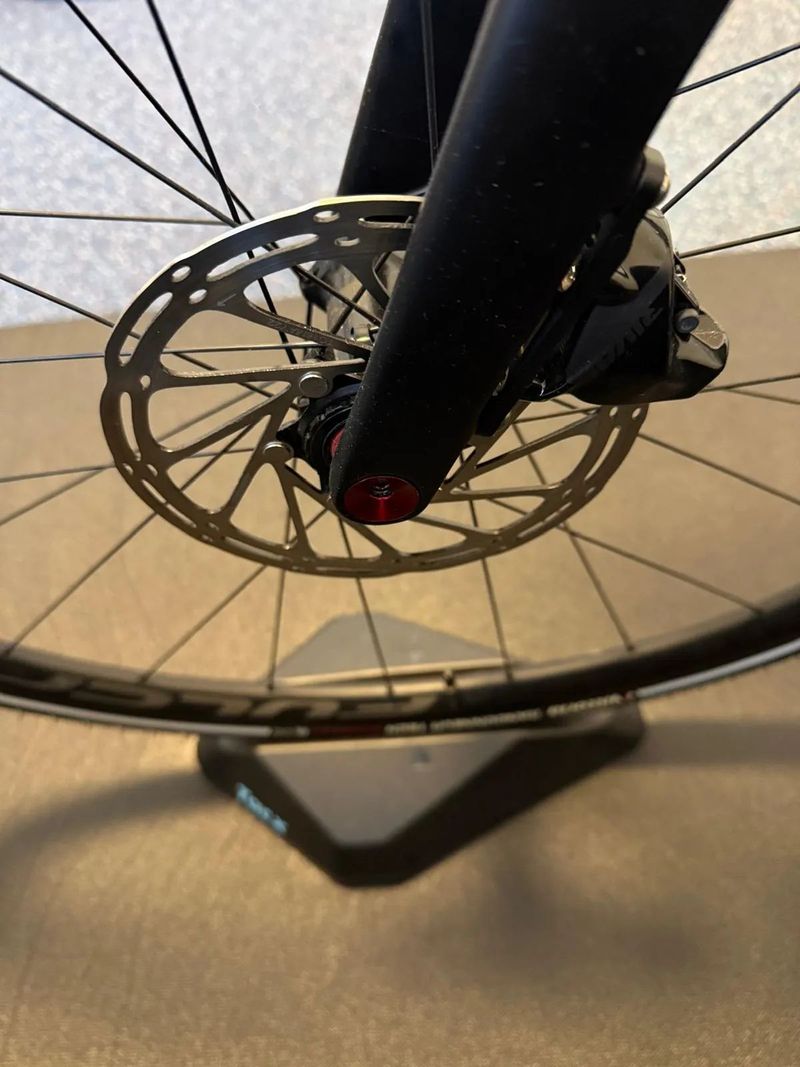 Trek Madone SL5 Gen 8 Rival AXS 2025 vel.M - ZARUKA