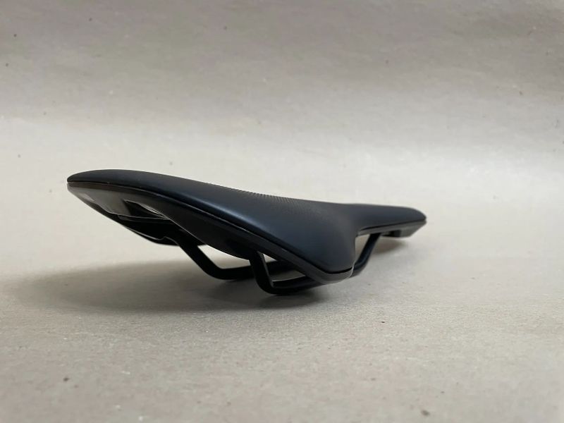 Sedlo Syncros Tofino V 1.5 Channel Titan Saddle