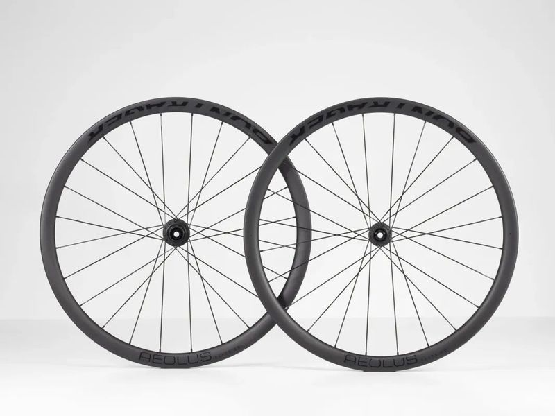 Bontrager Elite 35 nová karbon kola Shimano