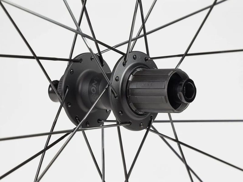 Bontrager Elite 35 nová karbon kola Shimano