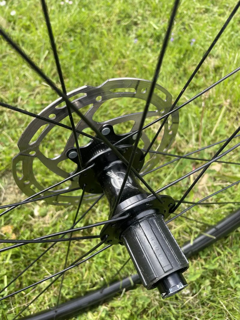 Gravel kola Axis elite 