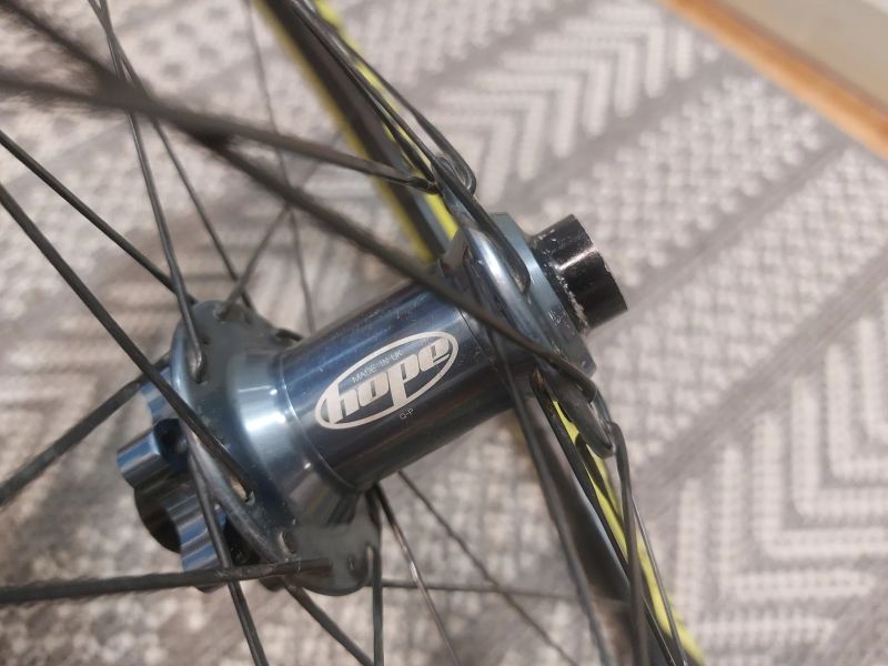 26" enduro karbonová kola light-bicycle na nábojích Hope Evo Pro 2