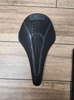 Silniční sedlo Fizik VENTO ARGO 00 ADAPTIVE 150mm