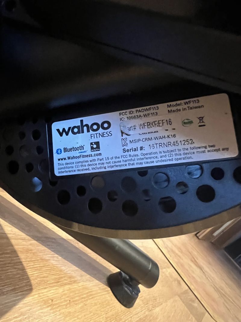 Wahoo KICKR v2 – chytrý trenažér (včetně 12s/11s kazety)