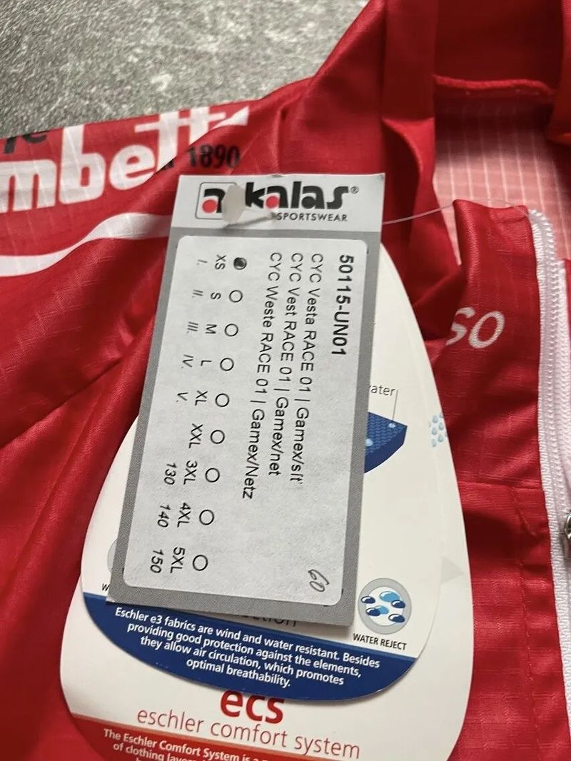 Kalas vesta Trombetta