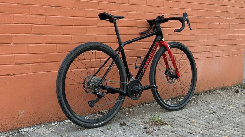 karbonová Orbea Terra M30