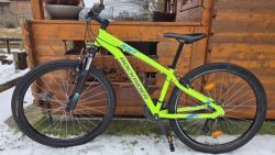 Horské kolo Rockrider ST100 27,5" rám S 154-166cm minimálně použité.