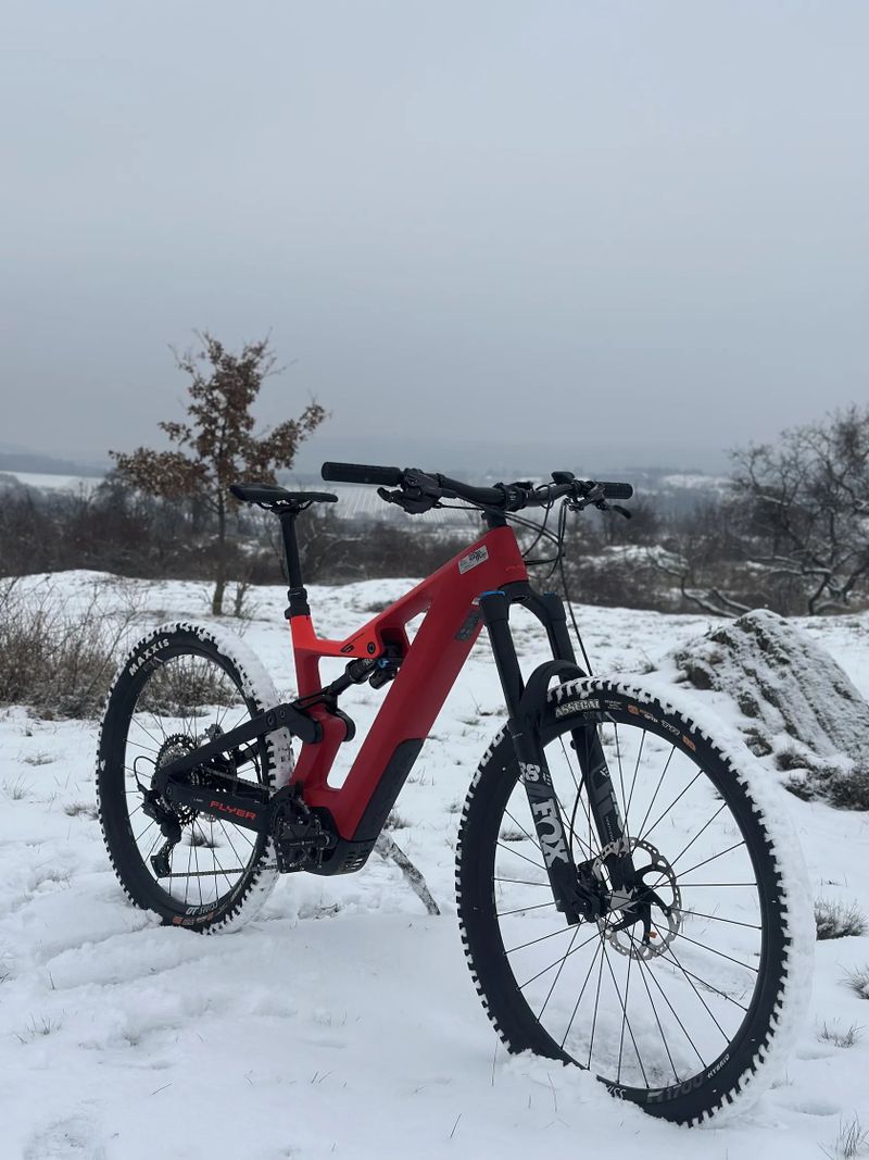 Flyer Uproc 6 8.70 | PC: 220k