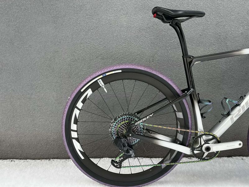 Gravel kolo Ridley Kanzo Adventure Custom Fade vel. S Sram XX1 AXS / Sram Force AXS, Zipp, Hope 
