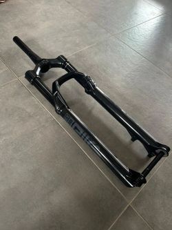 Prodám vidlici Rock Shox Pike 29" 140mm