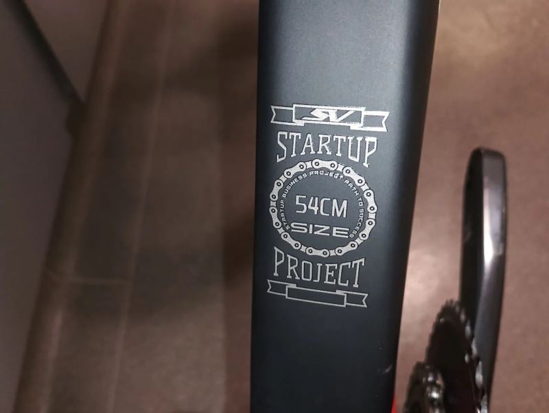 Sava Colorado, vel. 54 (na foto pro výšku jezdce 180)