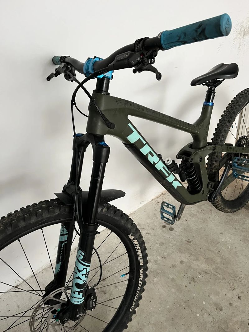 Trek Slash 9.7