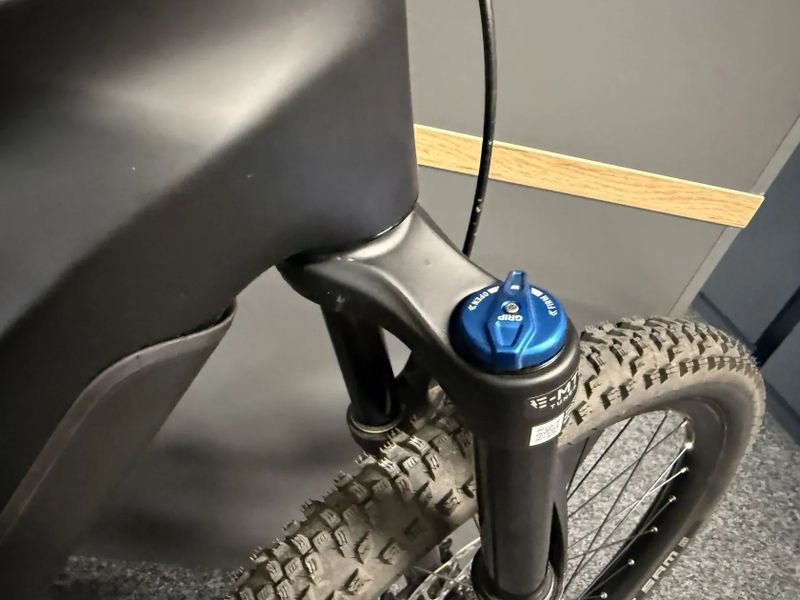 CUBE Stereo Hybrid 140HPC SLX 750 vel.M 2023 411KM KARBON