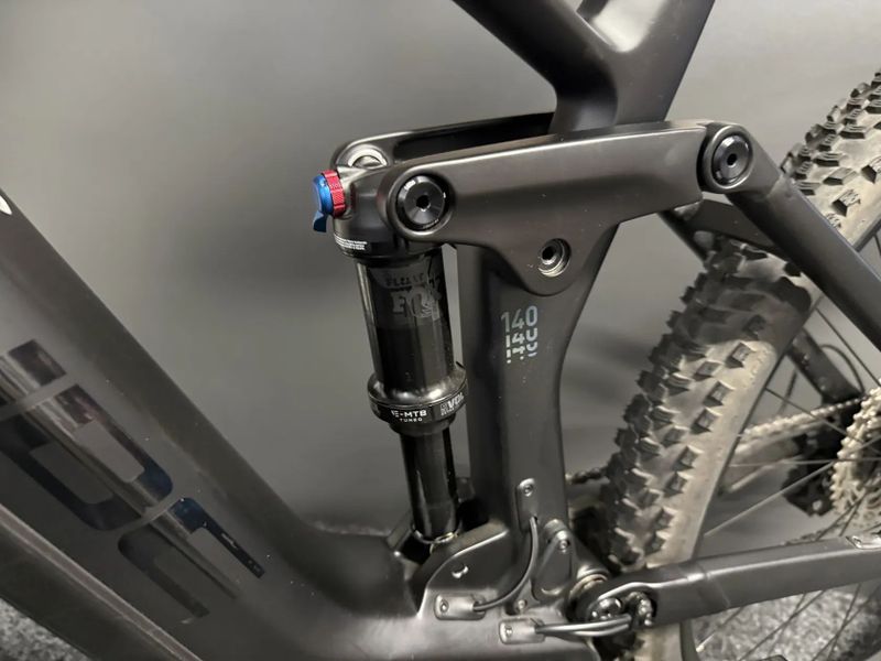 CUBE Stereo Hybrid 140HPC SLX 750 vel.M 2023 411KM KARBON