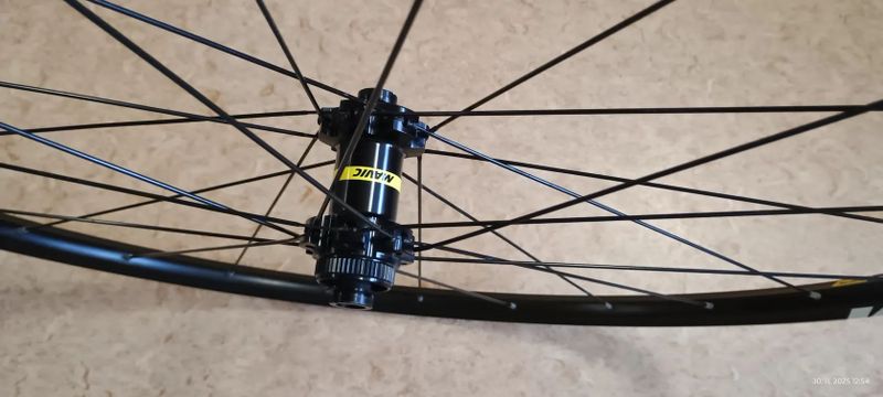 Mavic Aksium disk