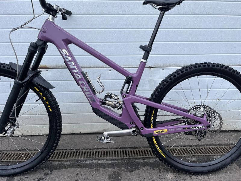 Santa Cruz Megatower C V2 + EXT Storia + příslušenství