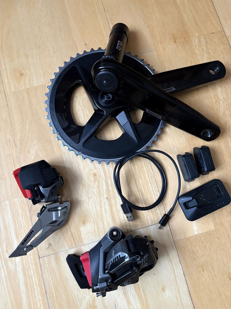 Sada SRAM Rival eTap AXS D1 2x12, 48/35T 172,5 cm s wattmetrem