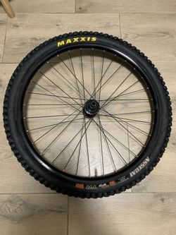 Zadní výplet Newmen 27,5 boost microspline