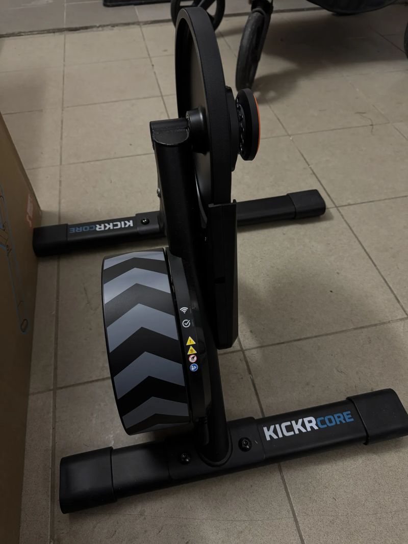 Cyklotrenažér Wahoo Kickr Core 2