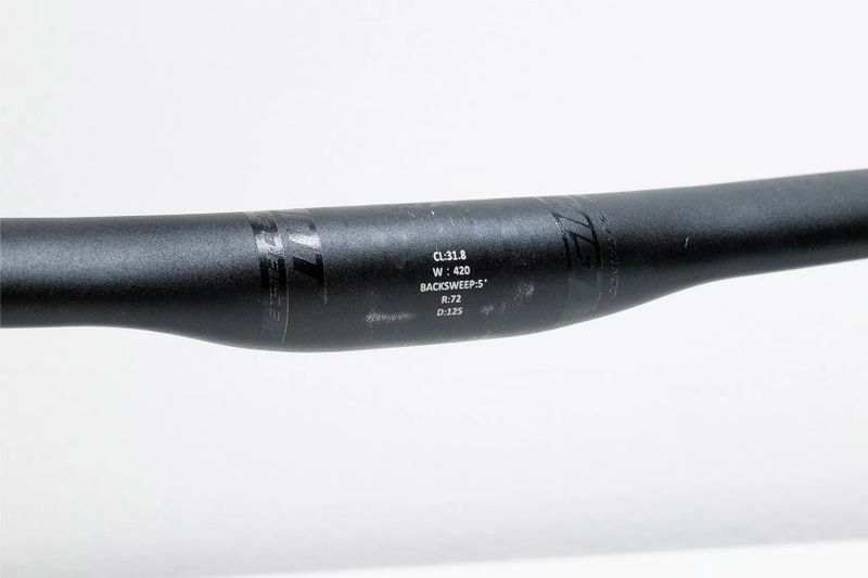 Řídítka Giant D-Fuse 420mm 