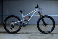 Commencal Clash 2024 Signature