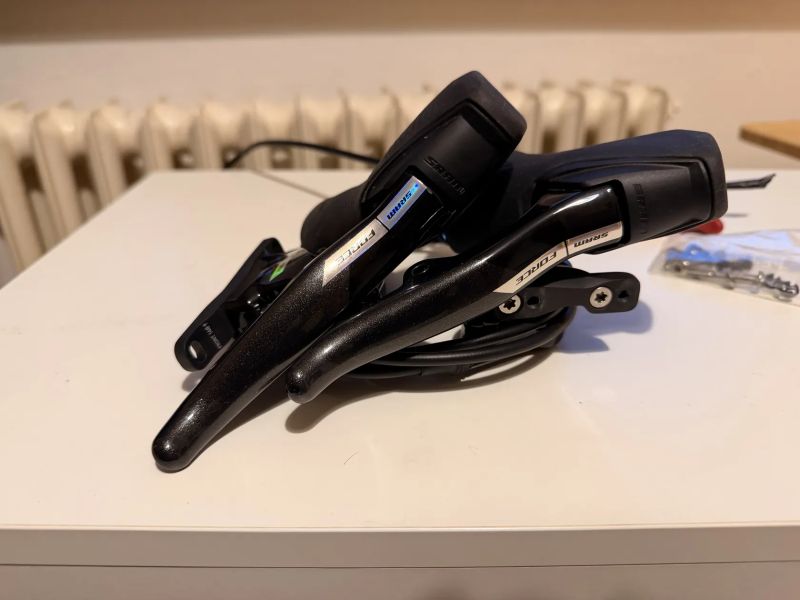 Sram Froce d2 AXS eTap paky + trmeny