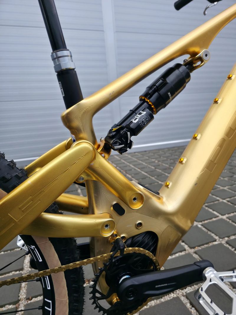 Elektrokolo Pole Voima Enduro Gold 29" velikost M/L / SRAM X0 Transmission / Jediné na prodej v EU