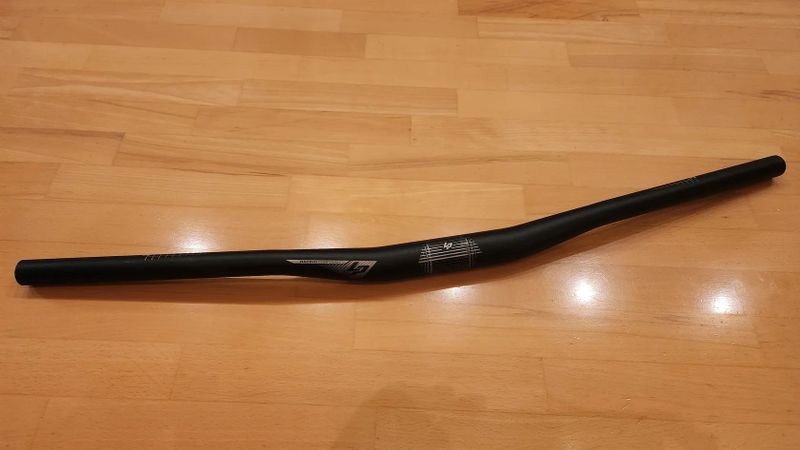 Řídítka Lapierre + sedlovka One Race