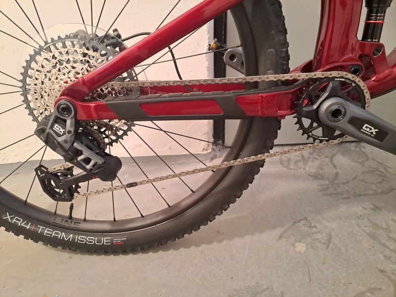 Trek Top Fuel 8 GX AXS T-Type Gen 3 (elektrické řazení)