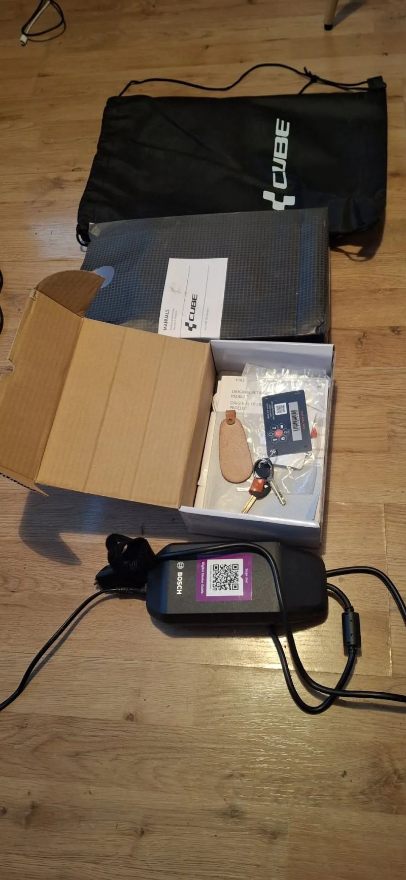 Bosch Cube Stereo Hybrid one44 hpc slx 800wh velk. XL