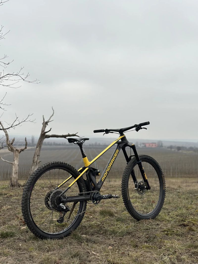 Mondraker Foxy Carbon XR – 2023 | PC: 240k