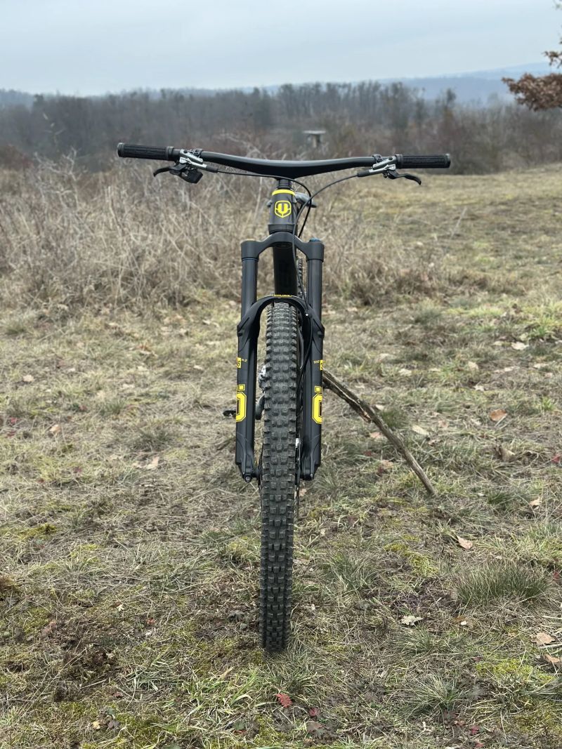 Mondraker Foxy Carbon XR – 2023 | PC: 240k