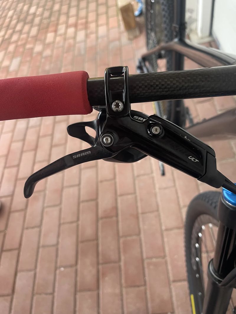 Karbonové kolo 29”