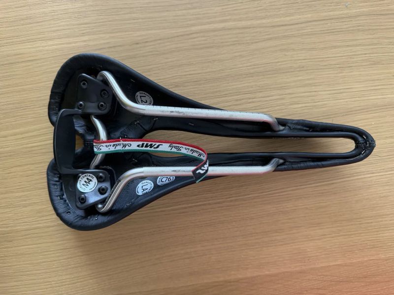Ergonomické a kvalitní sedlo Selle SMP Drakon