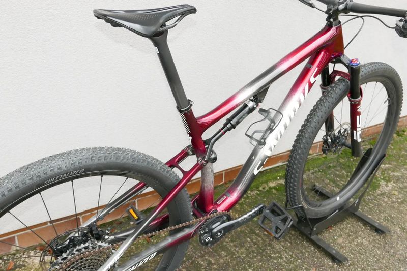 Predám horský karbon. bicykel Specialized S-Works Epic L 