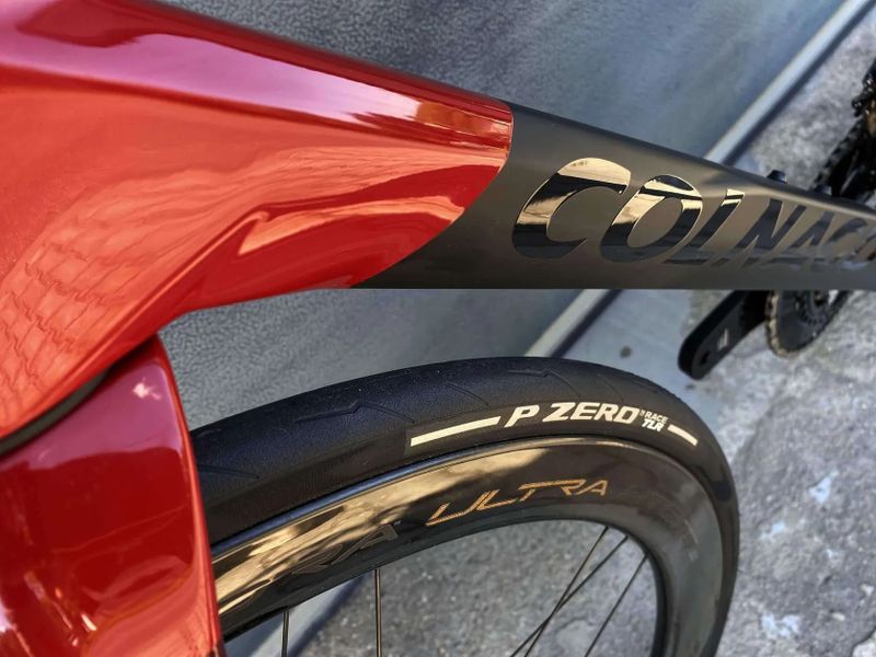 Colnago C68 Disc + Dura-Ace Di2 + Bora Ultra 45 (ZÁNOVNÍ, vel. L)