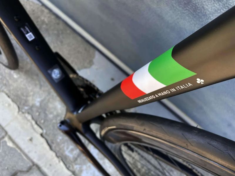 Colnago C68 Disc + Dura-Ace Di2 + Bora Ultra 45 (ZÁNOVNÍ, vel. L)