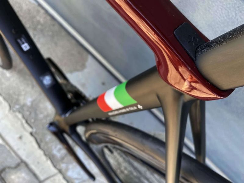 Colnago C68 Disc + Dura-Ace Di2 + Bora Ultra 45 (ZÁNOVNÍ, vel. L)