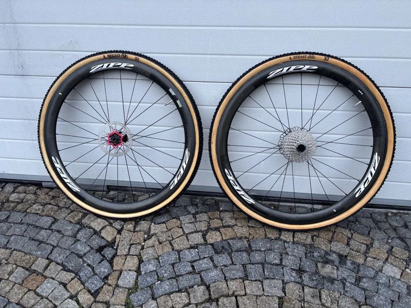 Zipp 303 Carbon disc - galusky Dugast