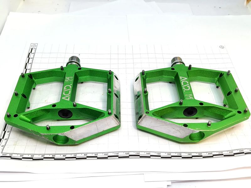 Pedály ACID Flat A2-IB, jako nové, PC: 1750 Kč