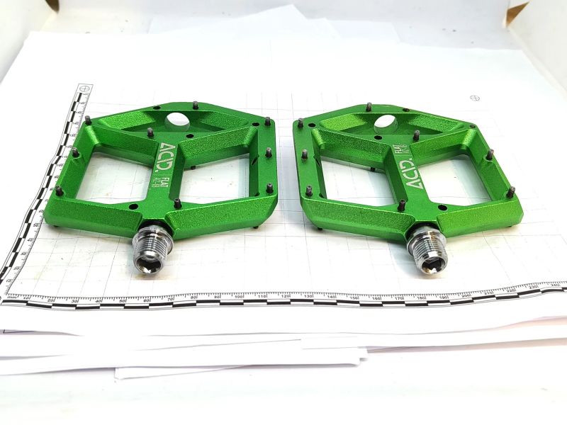 Pedály ACID Flat A2-IB, jako nové, PC: 1750 Kč