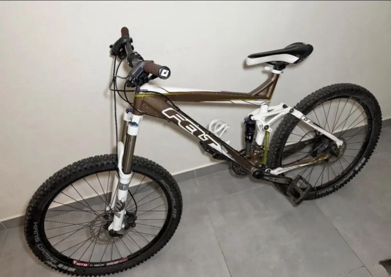 Felt Felt compulsion 3