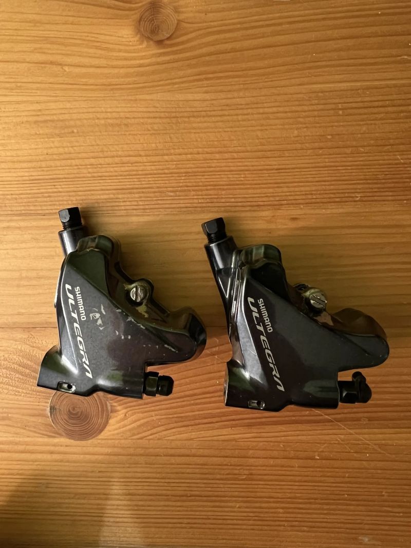 Brzdové třmeny Shimano Ultegra R8000