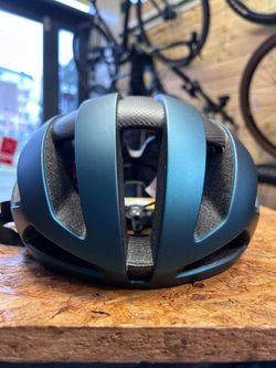 Silniční helma trek velocis, mips,dark aguatic
