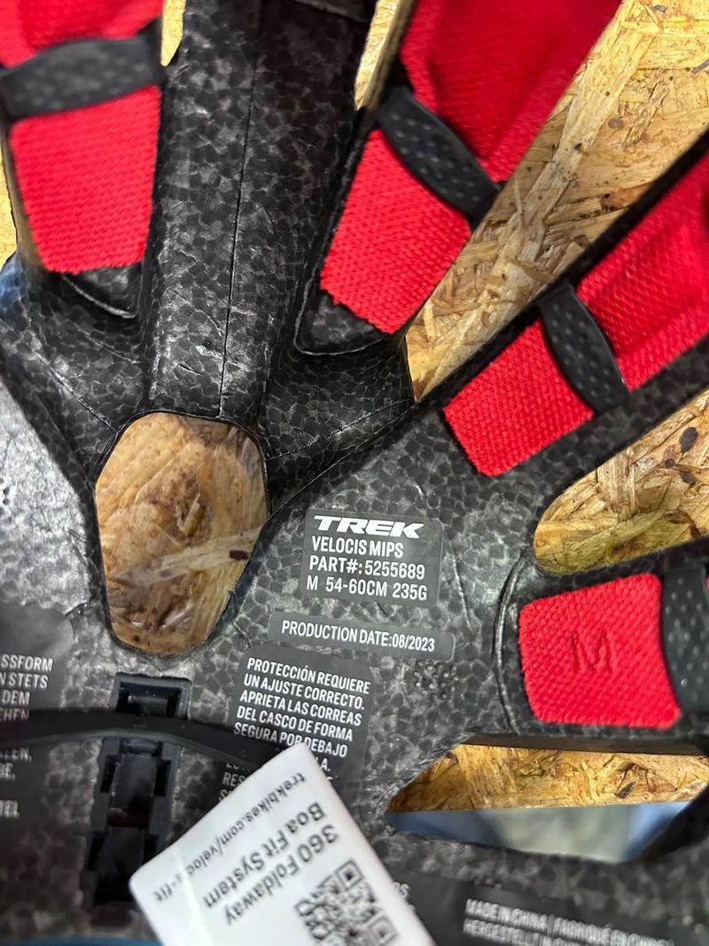 Silniční helma trek velocis, mips,dark aguatic